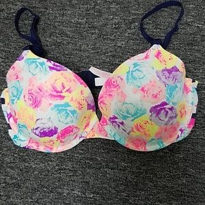 PINK Victoria Secret bra. Size 36D